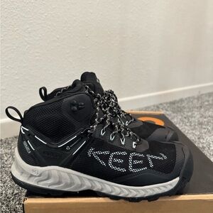 KEEN Black and Gray Women’s Waterproof Boots
